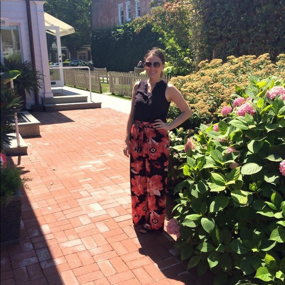 Floral Wide Leg Tie Waist Pants - Picture 7 of 7